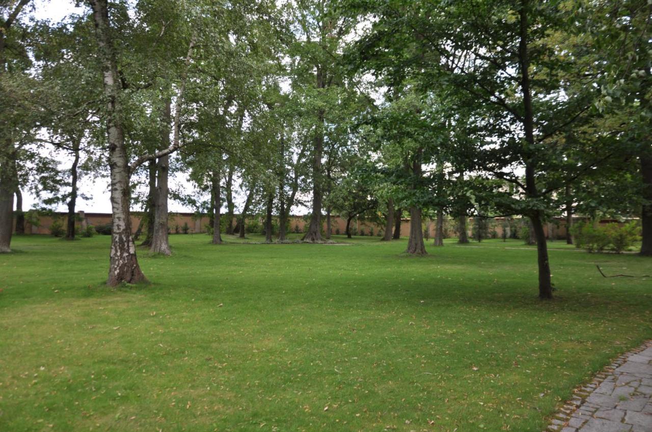 Rezydencja Marii Rybieniec Hotel Kiszkowo Esterno foto
