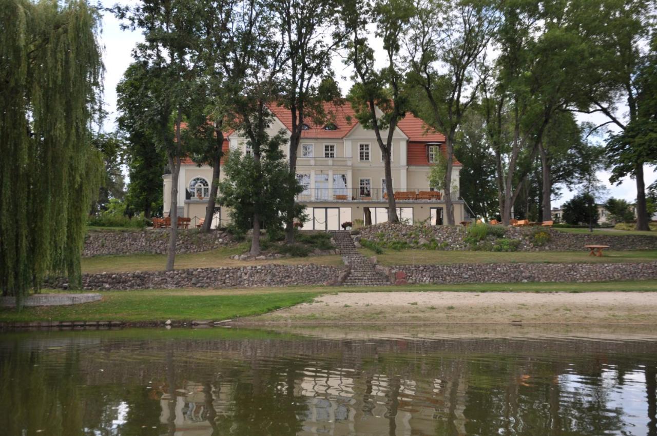 Rezydencja Marii Rybieniec Hotel Kiszkowo Esterno foto